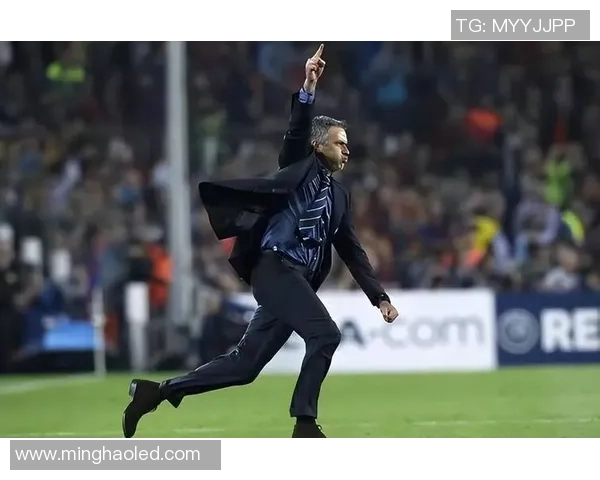 从巅峰到谷底 足球球星命运的起伏与传奇转折