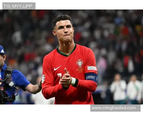 本周足球球星最新排名揭晓谁能登顶谁又意外跌落榜单焦点 本周足球球星最新排名揭晓谁能登顶谁又意外跌落榜单焦点